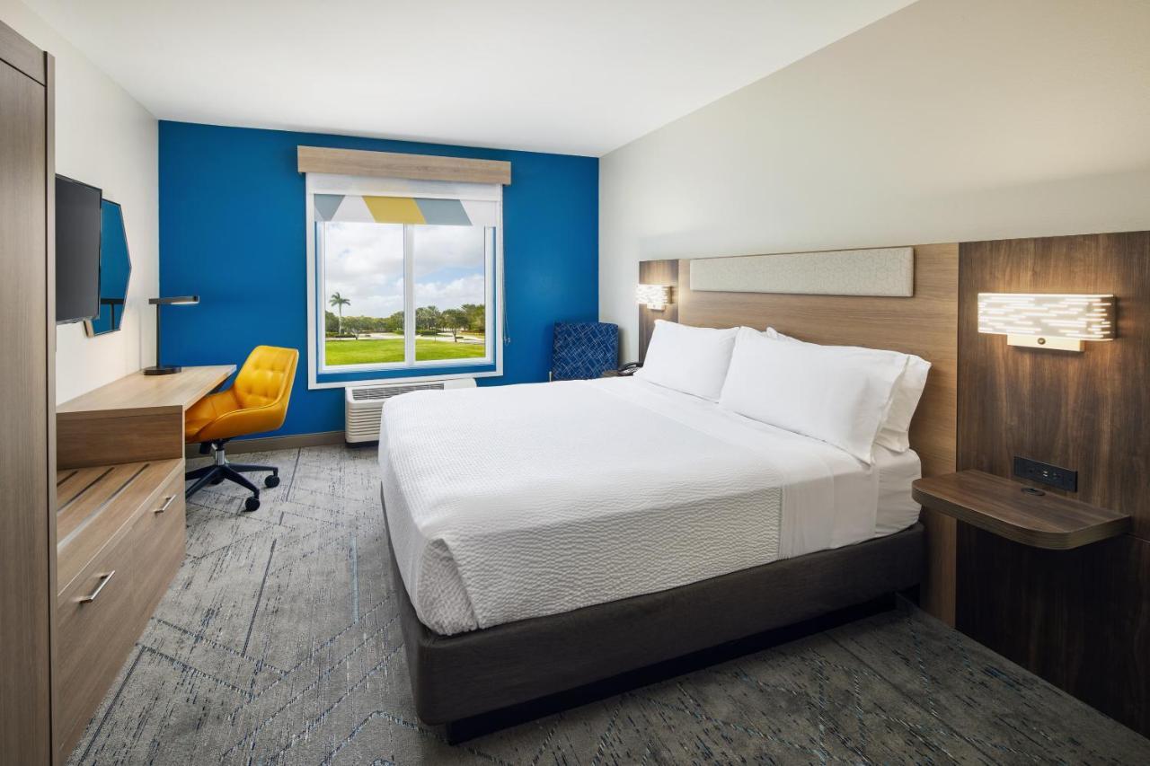 Holiday Inn Express Hotel & Suites Port St. Lucie West By Ihg Екстер'єр фото