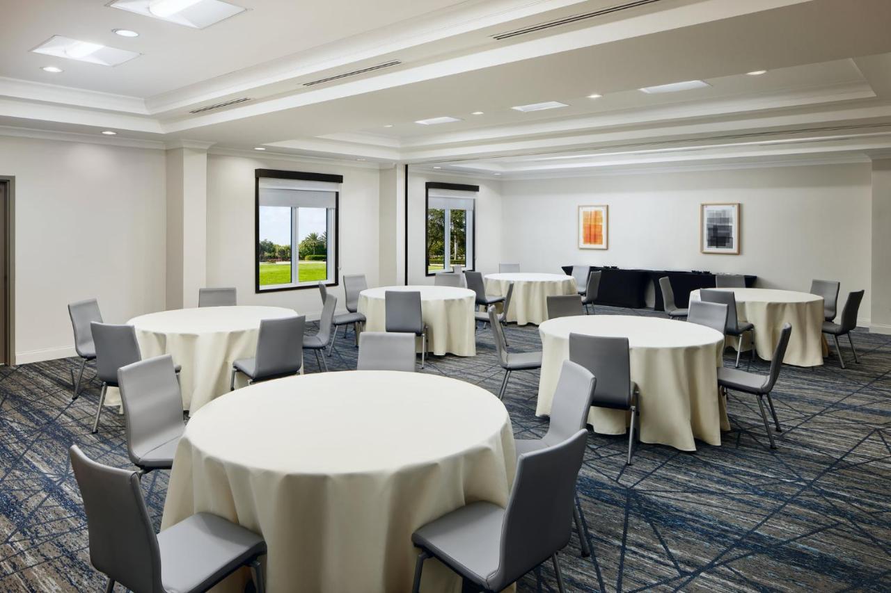 Holiday Inn Express Hotel & Suites Port St. Lucie West By Ihg Екстер'єр фото